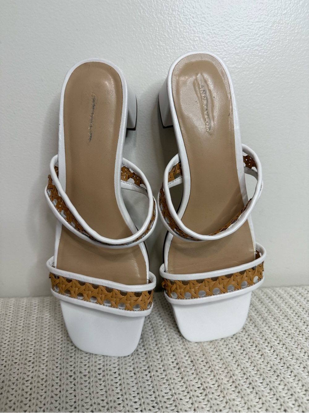 Ann Taylor Woven Tan Accent White Block Heel sandals in size 8.5